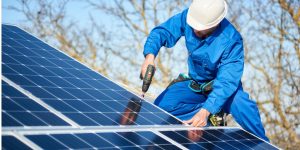 Installation Maintenance Panneaux Solaires Photovoltaïques à Roissard